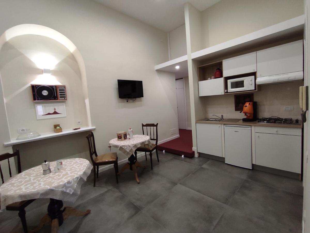 A I R Nacasabella Napoli Bed and Breakfast Buitenkant foto